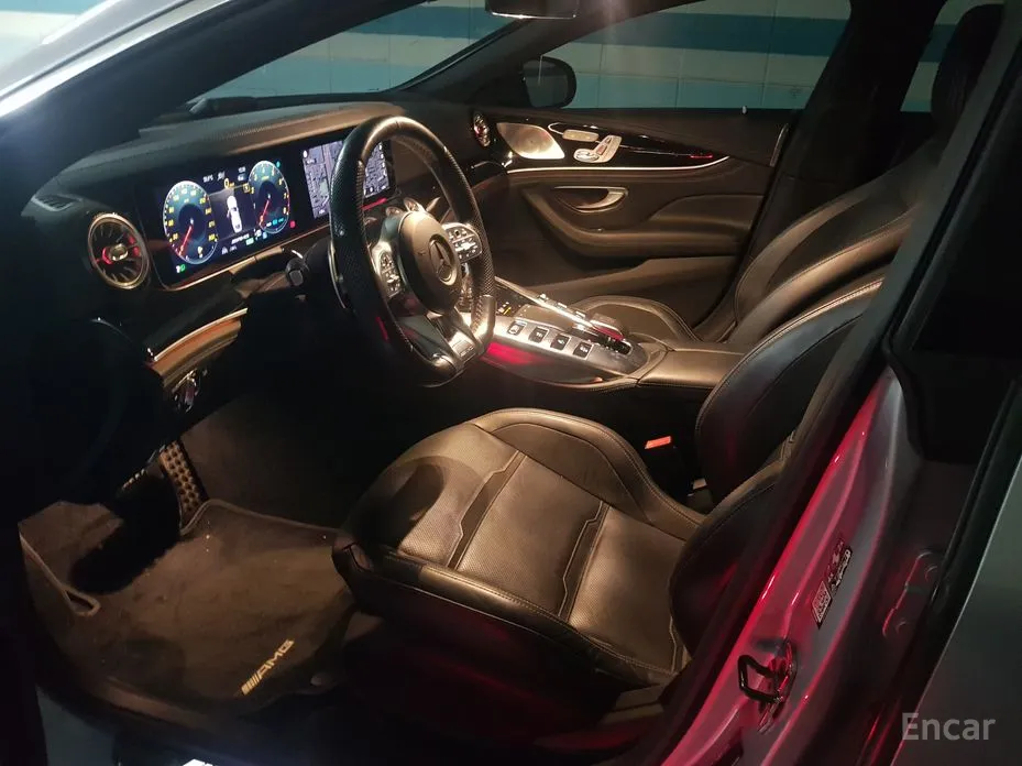 Фото 7 - Mercedes-Benz AMG GT