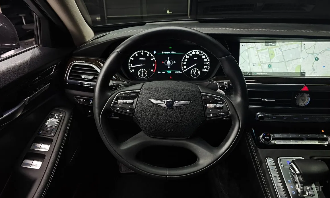 Фото 13 - Genesis G90