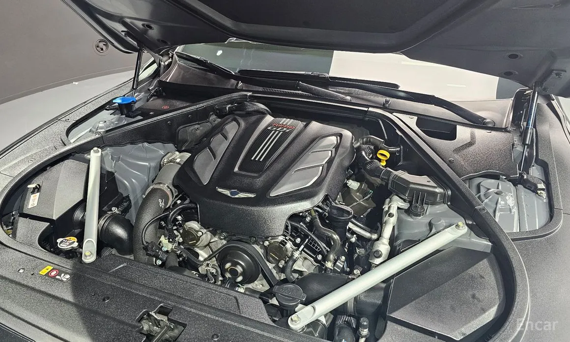 Фото 6 - Genesis G90