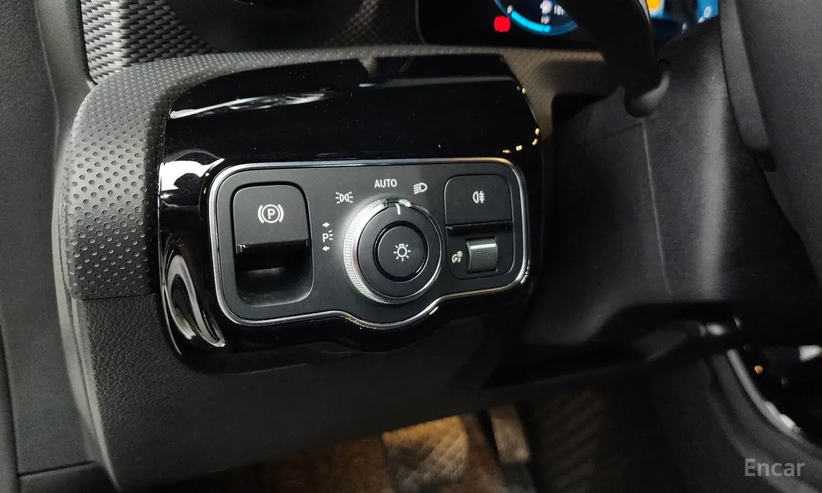 Фото 15 - Mercedes-Benz A-Class