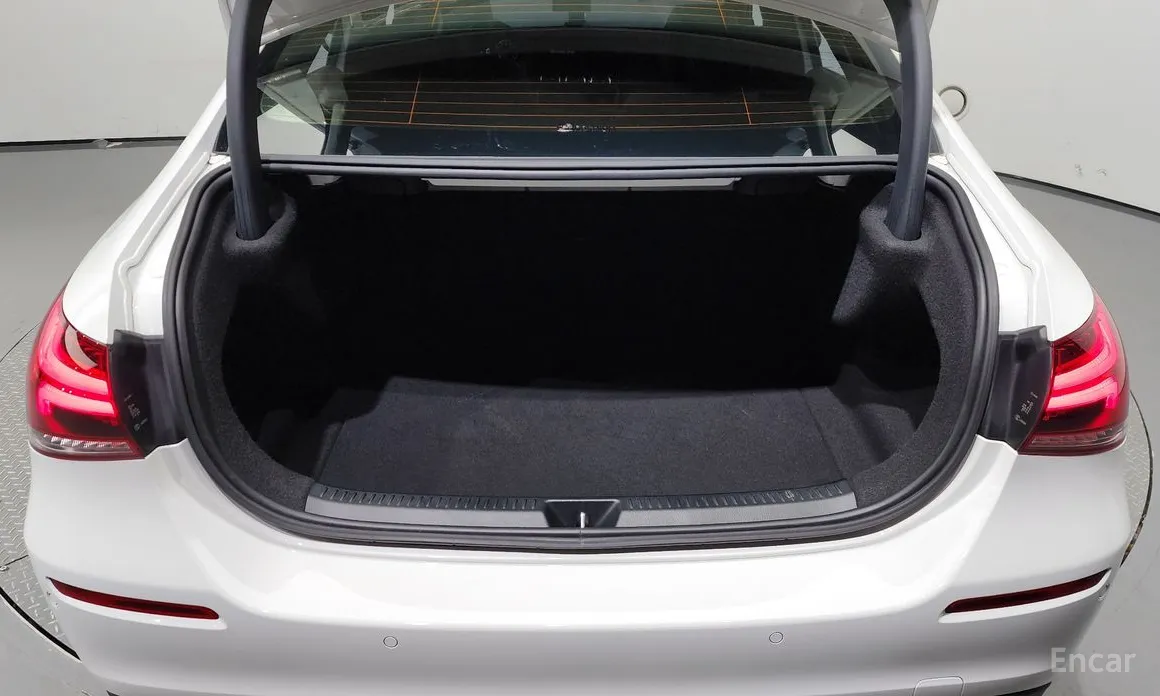 Фото 20 - Mercedes-Benz A-Class