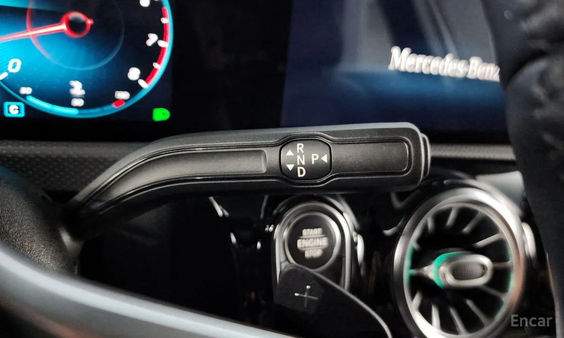 Фото 9 - Mercedes-Benz A-Class