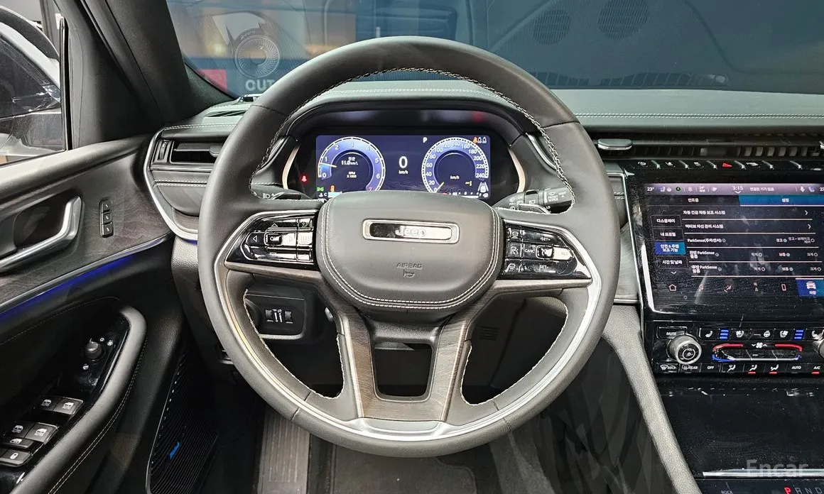 Фото 13 - Jeep Cherokee