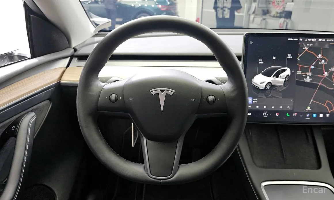 Фото 13 - Tesla Model Y