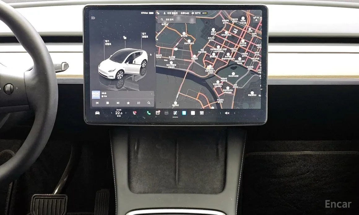 Фото 19 - Tesla Model Y