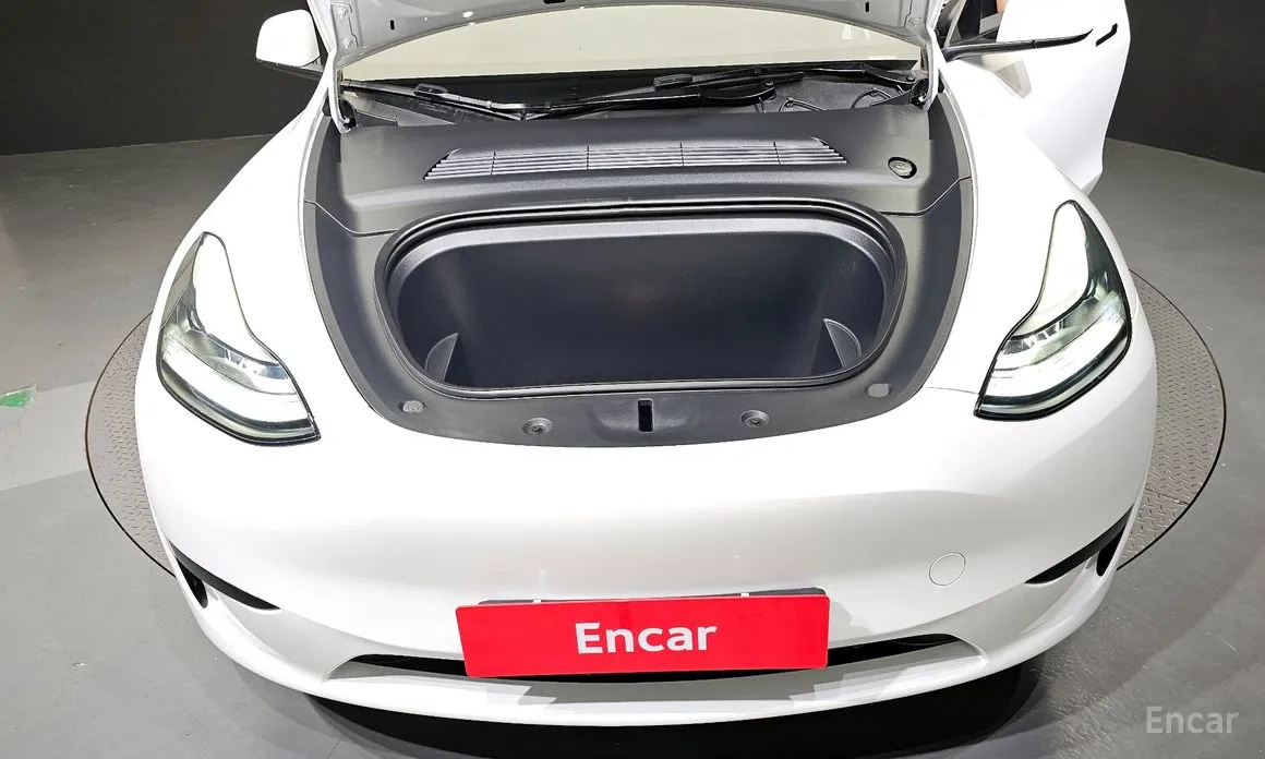 Фото 6 - Tesla Model Y