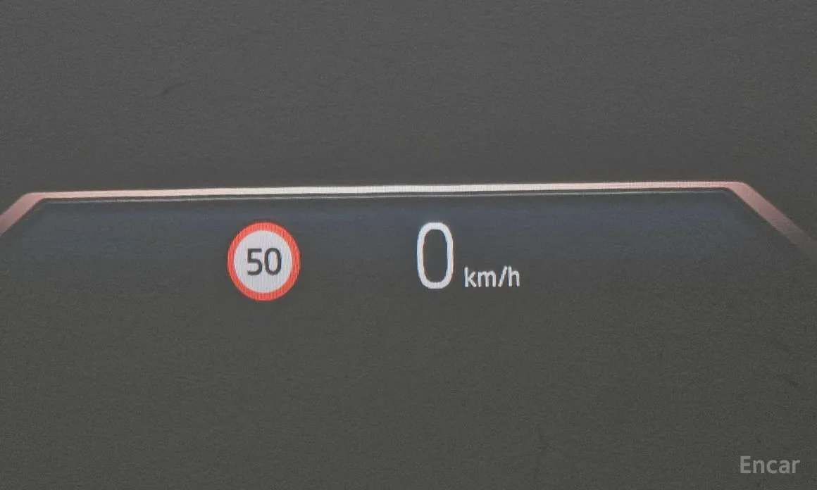 Фото 16 - BMW 7 Series