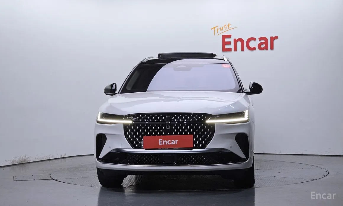 Фото 3 - Lincoln Nautilus