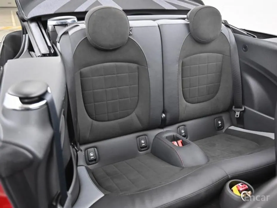 Фото 12 - Mini Cooper Convertible