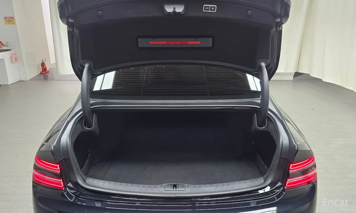 Фото 20 - Genesis G80