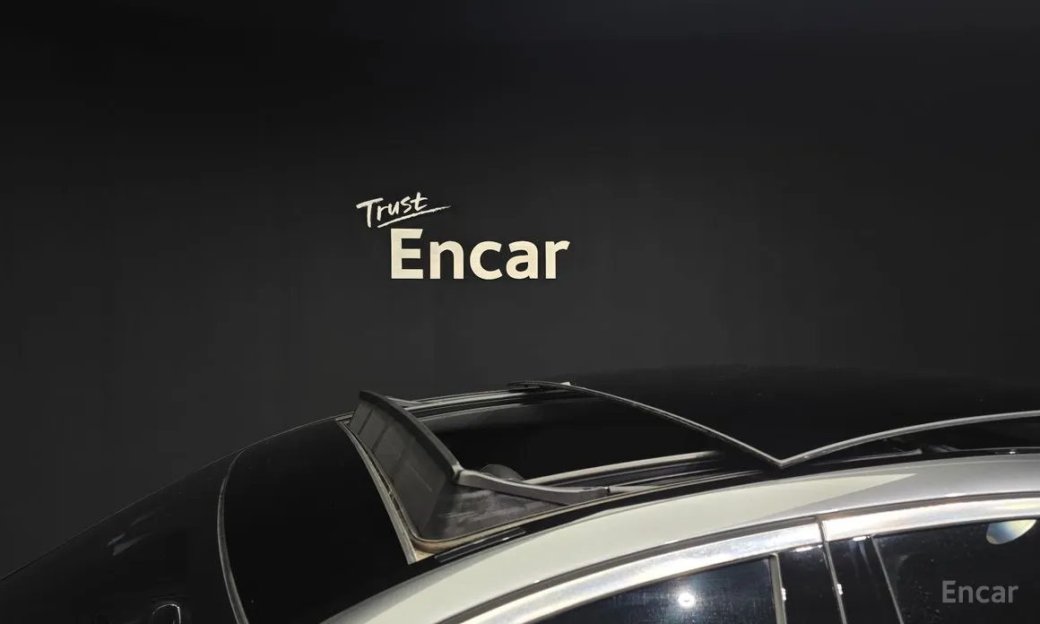 Фото 20 - Mercedes-Benz E-Class