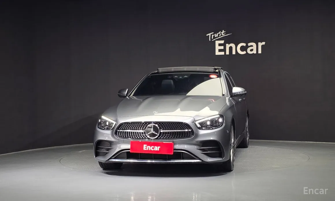 Фото 3 - Mercedes-Benz E-Class