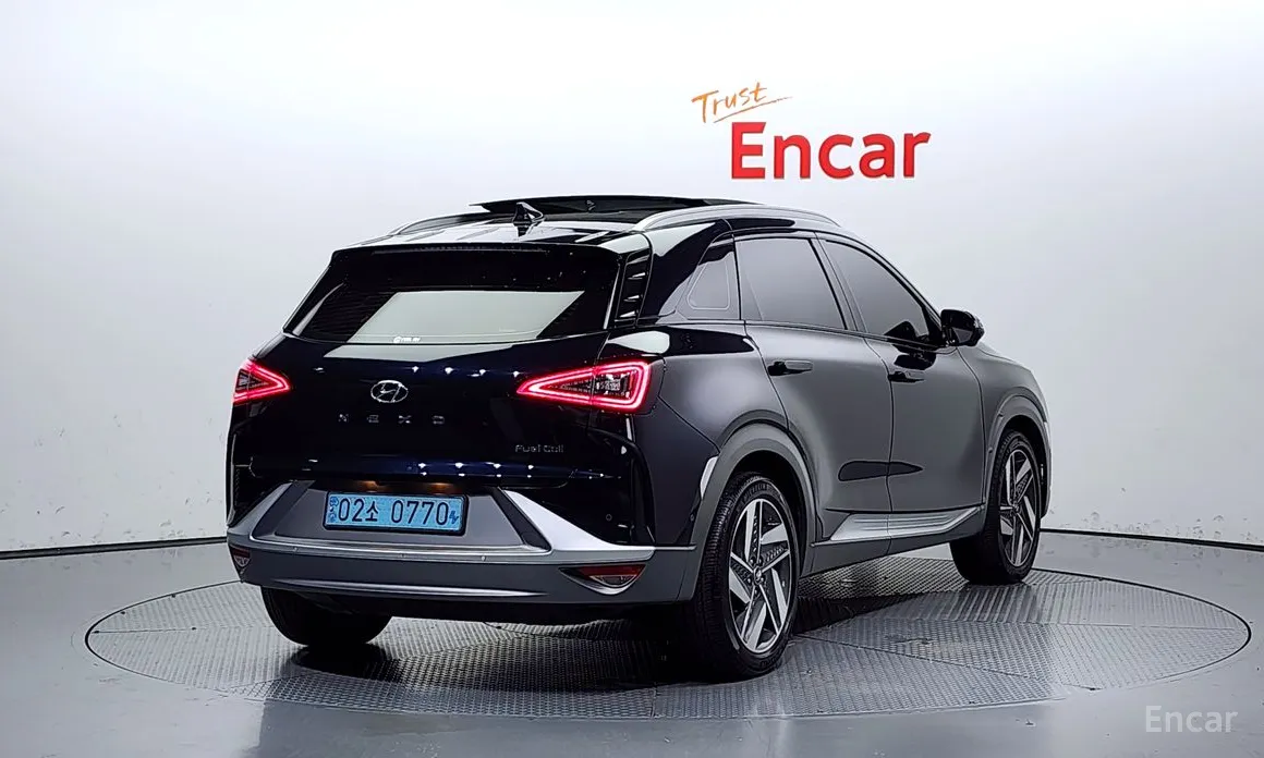 Фото 2 - Hyundai Nexo