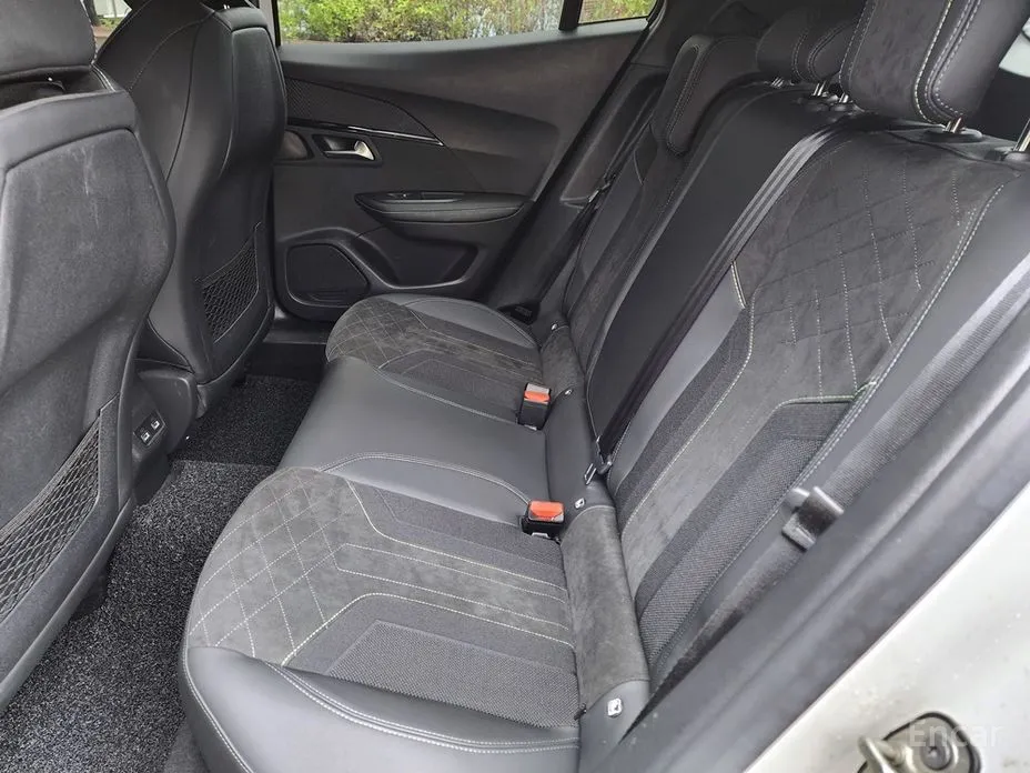 Фото 10 - Peugeot 2008