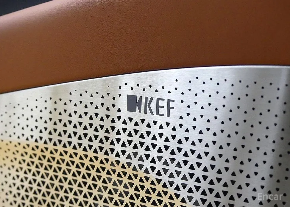 Фото 12 - Lotus Emira