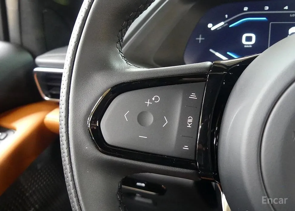 Фото 16 - Lotus Emira