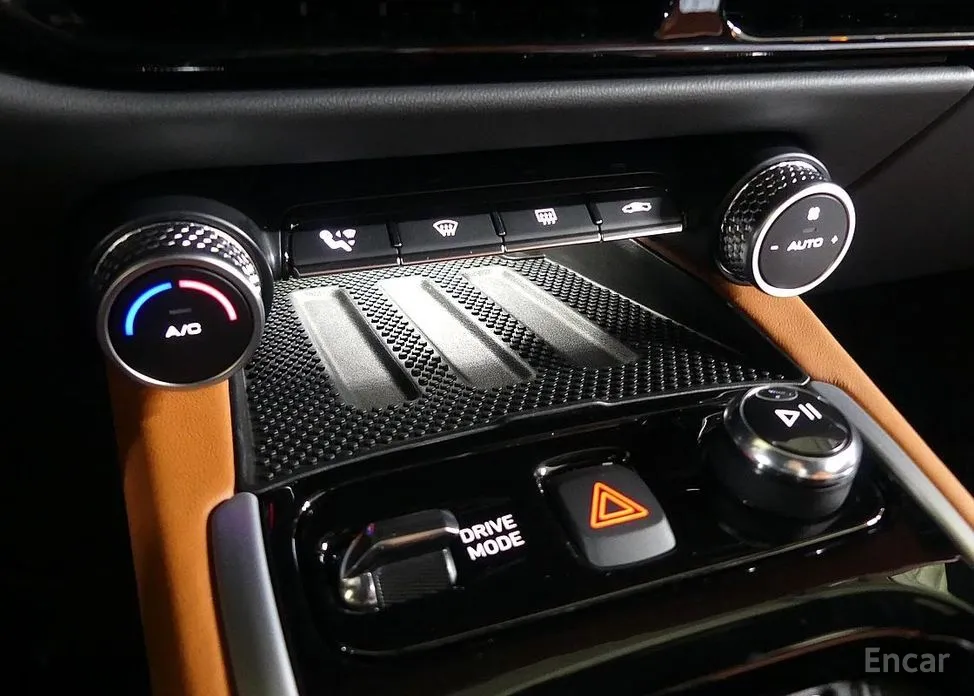 Фото 19 - Lotus Emira