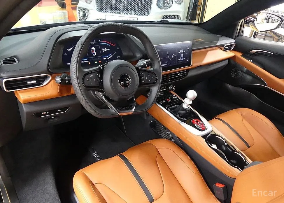 Фото 4 - Lotus Emira