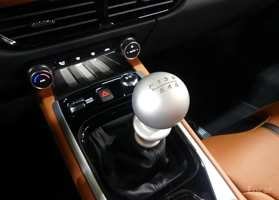 Фото 7 - Lotus Emira