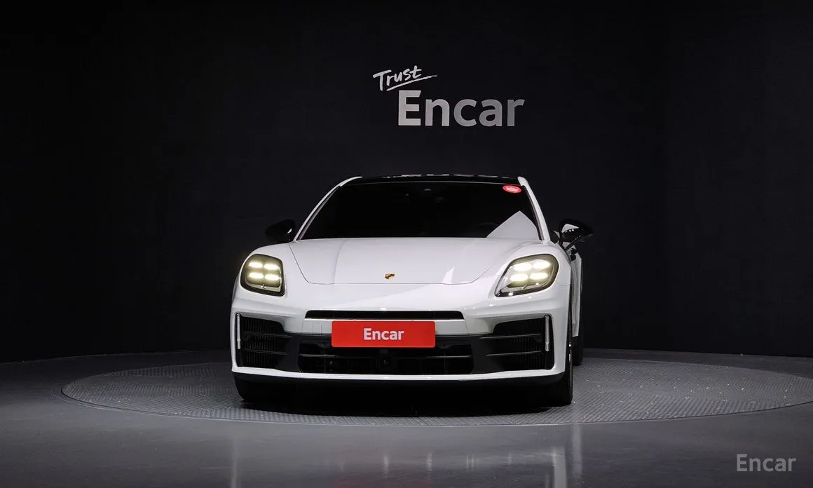 Фото 3 - Porsche Panamera