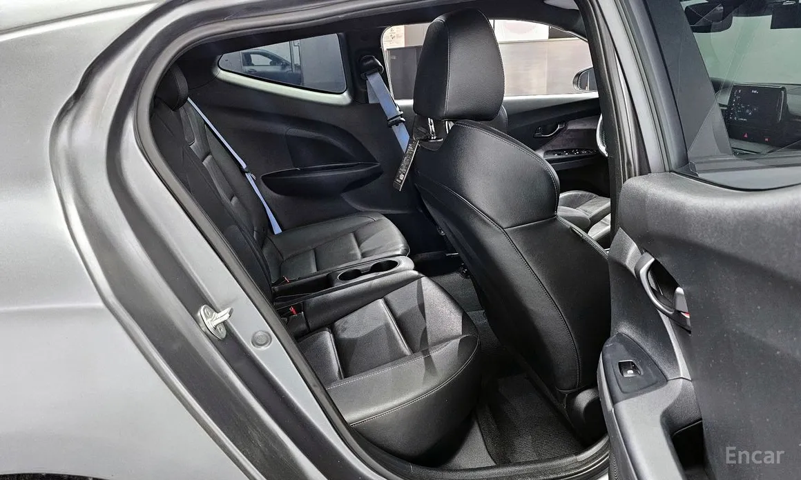 Фото 12 - Hyundai Veloster