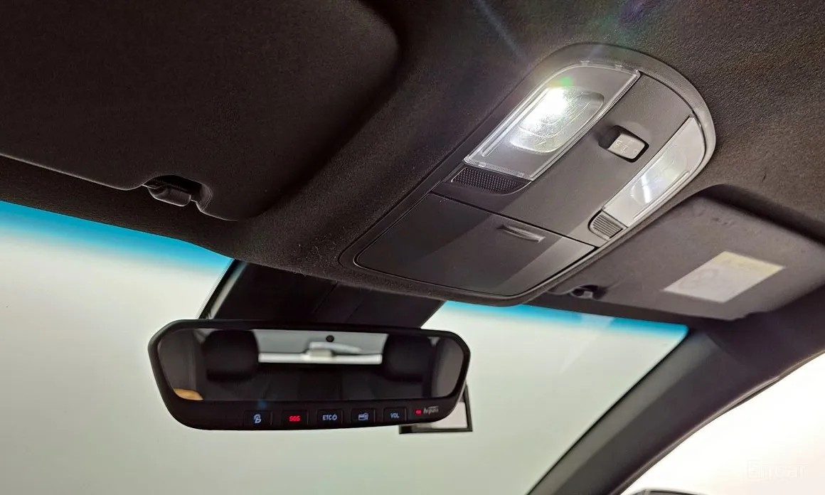 Фото 17 - Hyundai Veloster