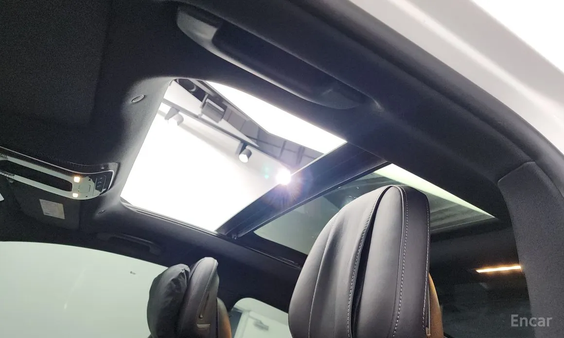 Фото 18 - Mercedes-Benz EQS