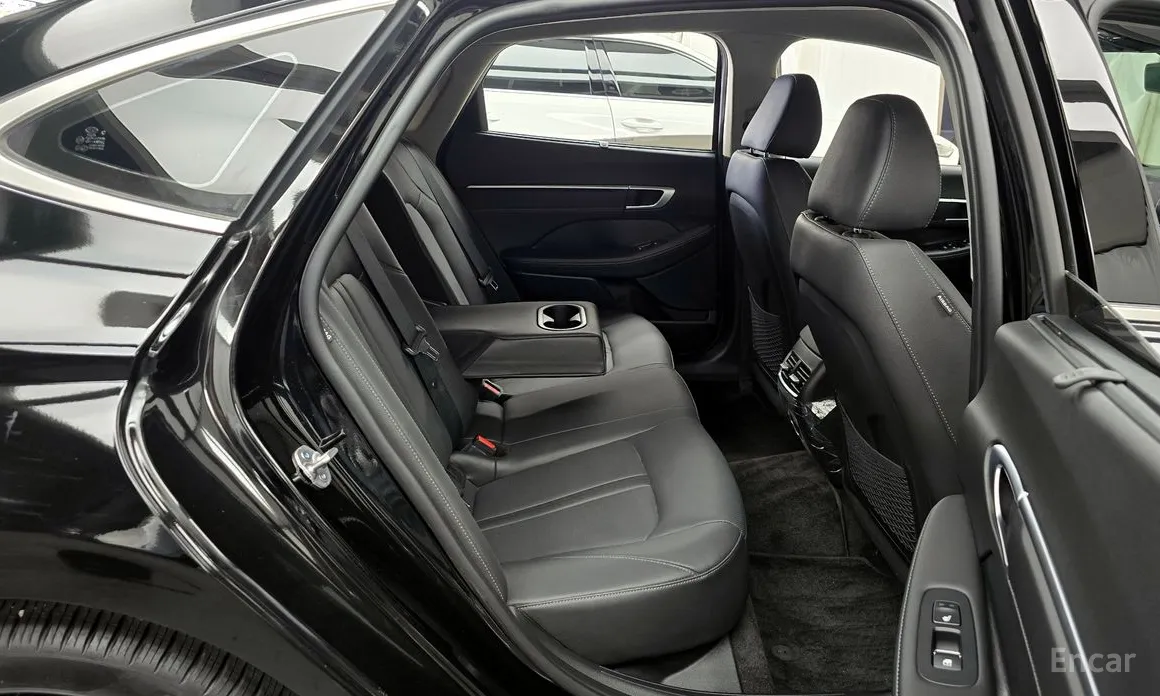 Фото 12 - Hyundai Sonata