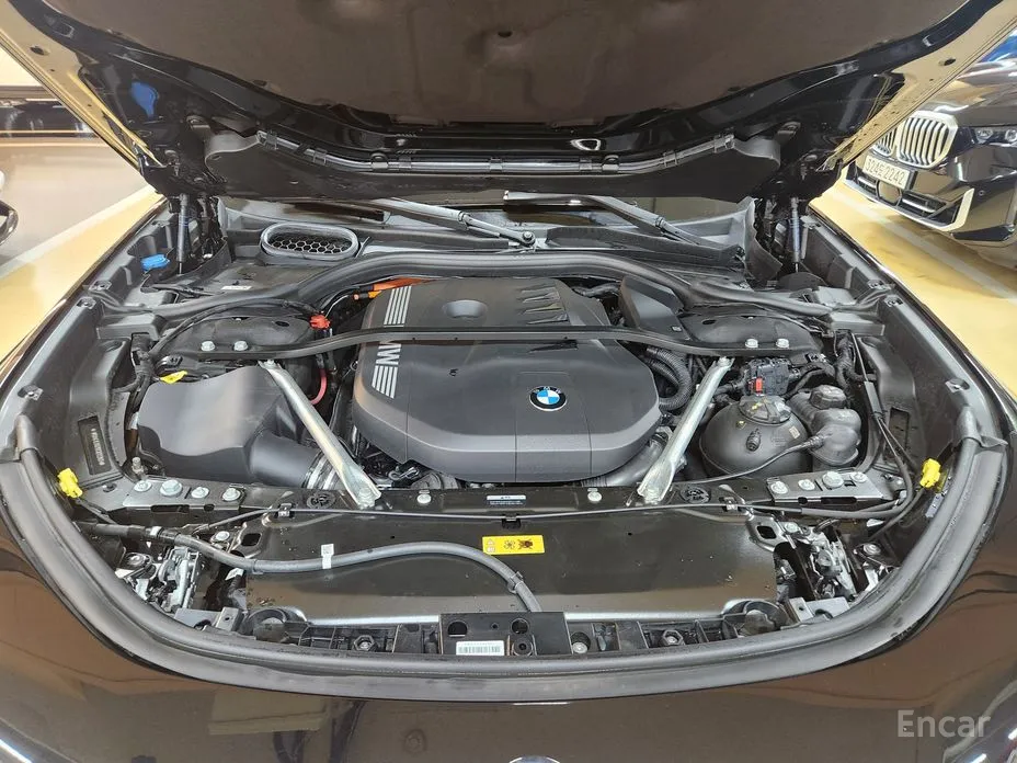 Фото 9 - BMW 7 Series