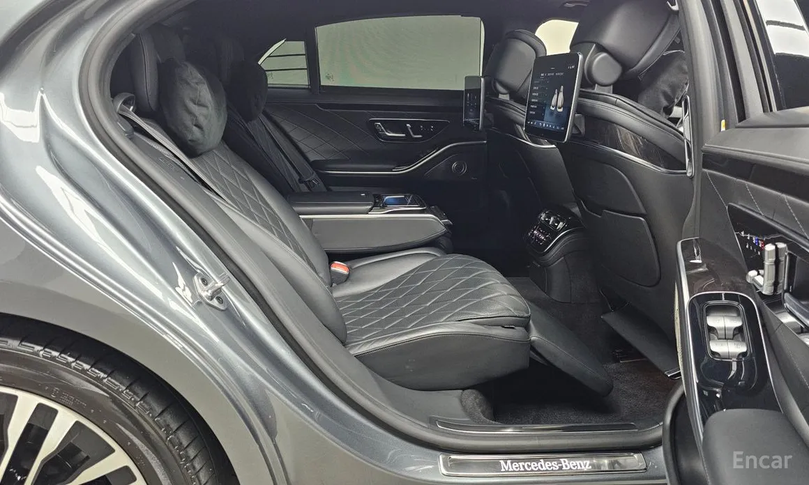 Фото 12 - Mercedes-Benz S-Class