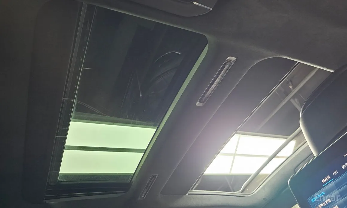 Фото 19 - Mercedes-Benz S-Class