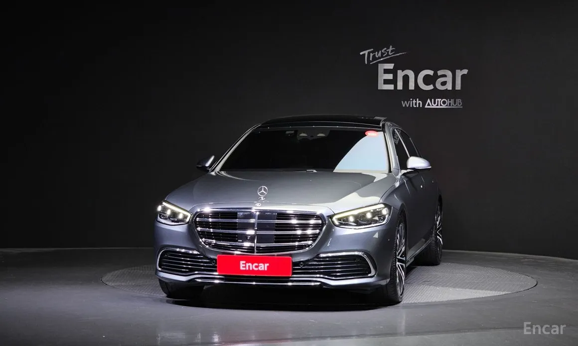 Фото 3 - Mercedes-Benz S-Class