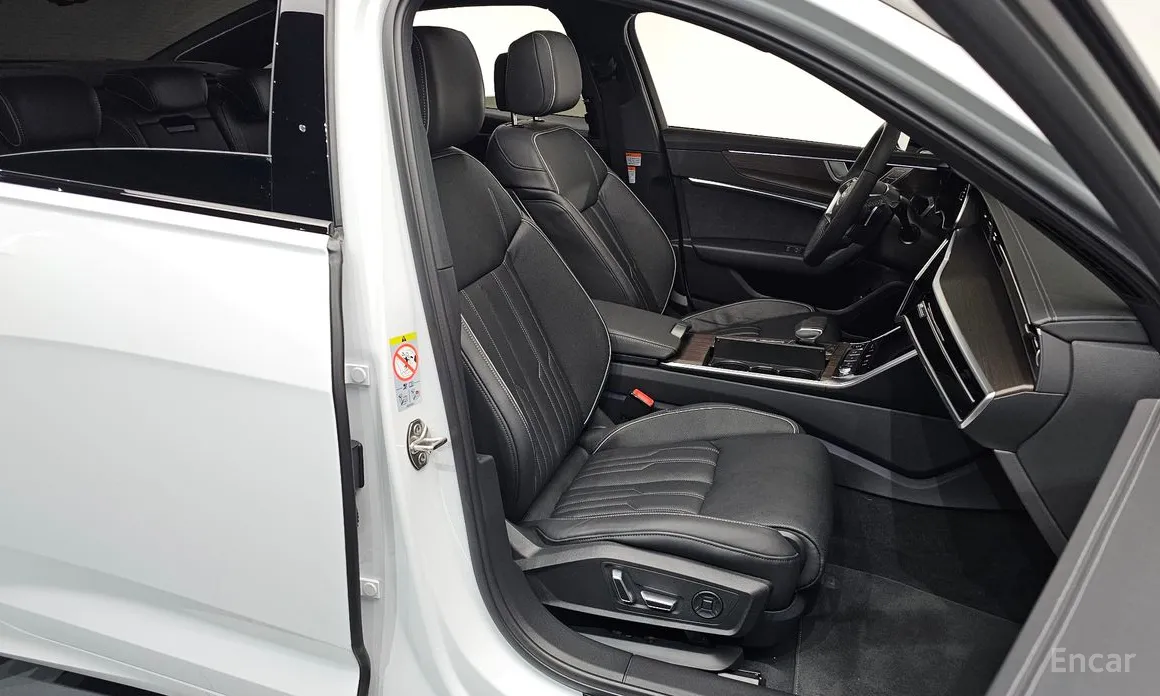 Фото 10 - Audi A6