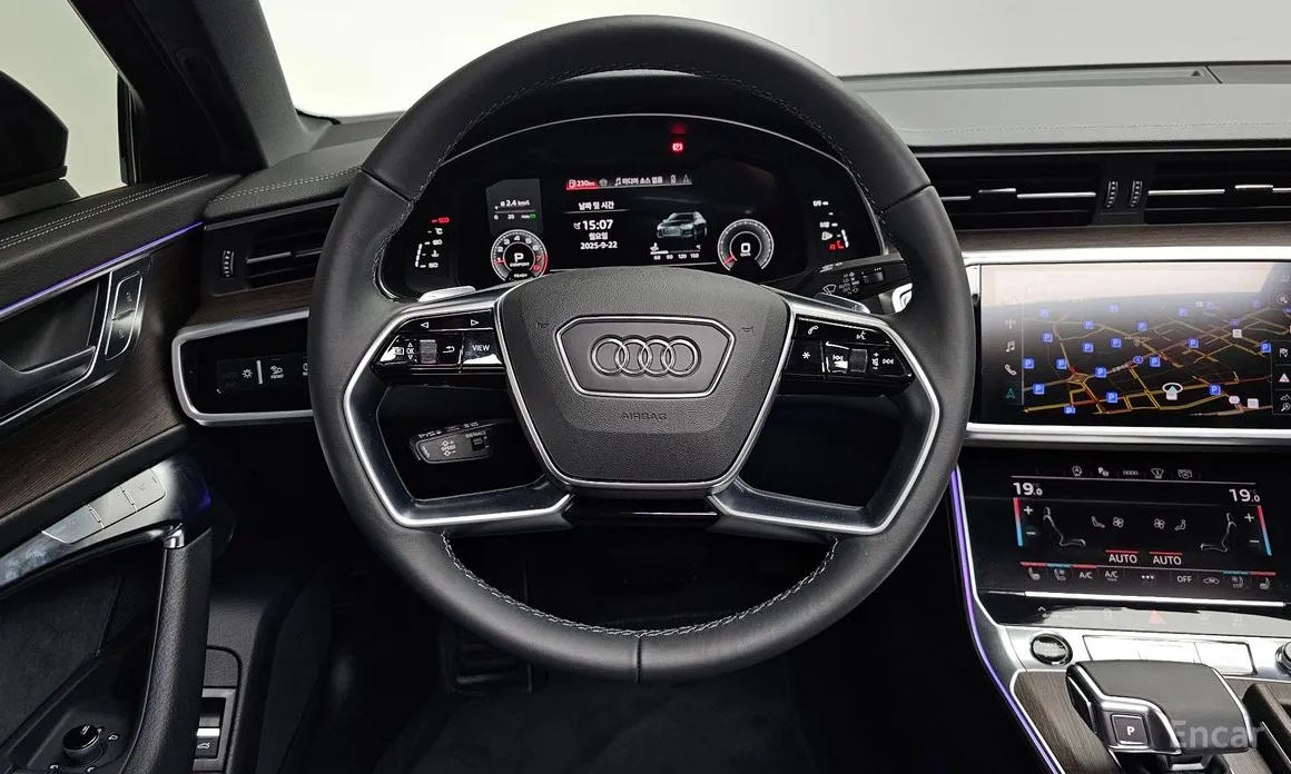 Фото 13 - Audi A6