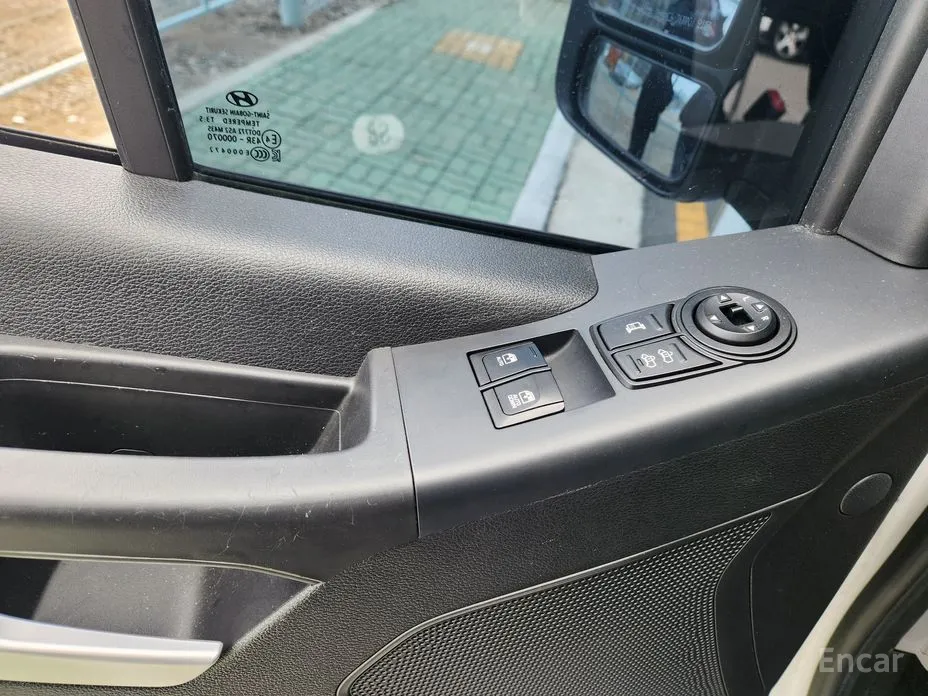 Фото 13 - Hyundai Solati