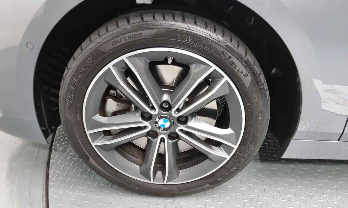 Фото 5 - BMW 1 Series