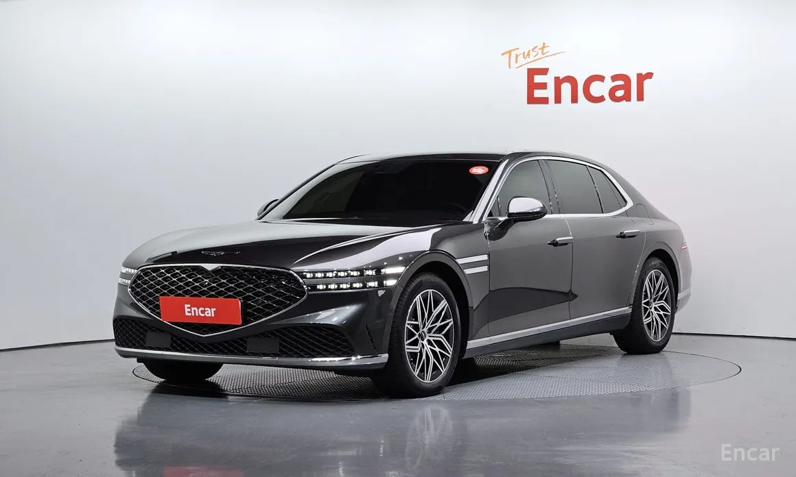 Фото 1 - Genesis G90