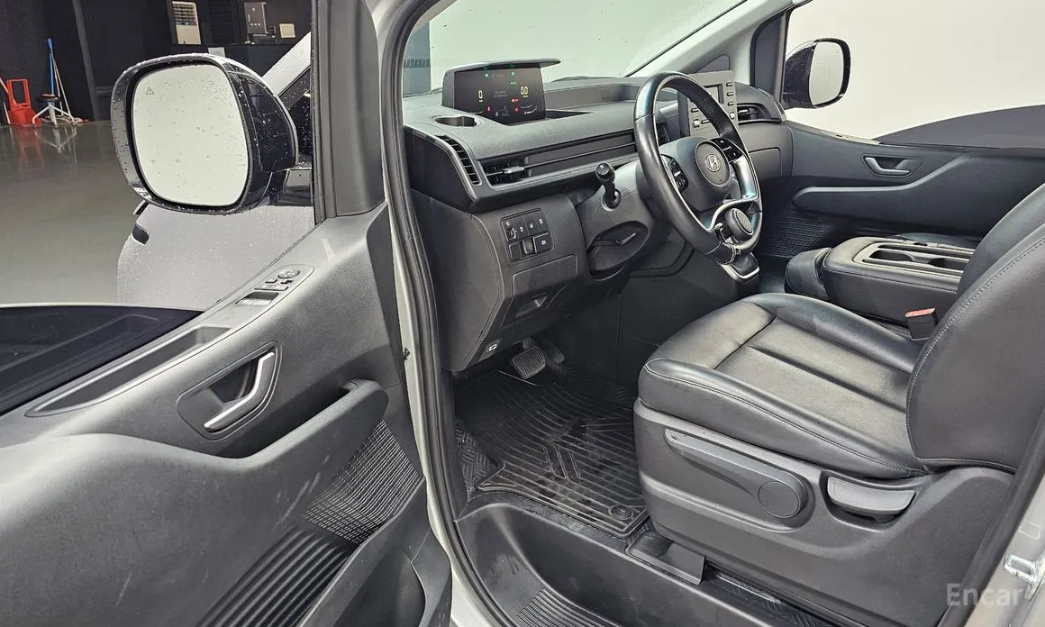 Фото 11 - Hyundai Staria