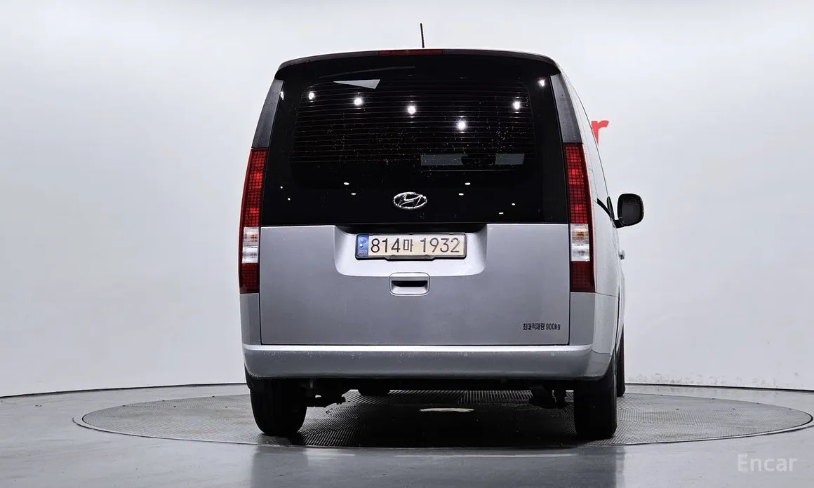 Фото 4 - Hyundai Staria