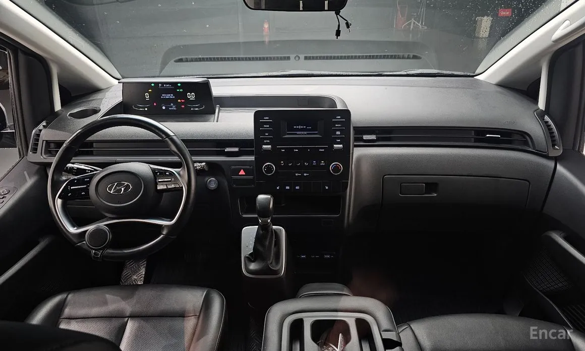 Фото 7 - Hyundai Staria