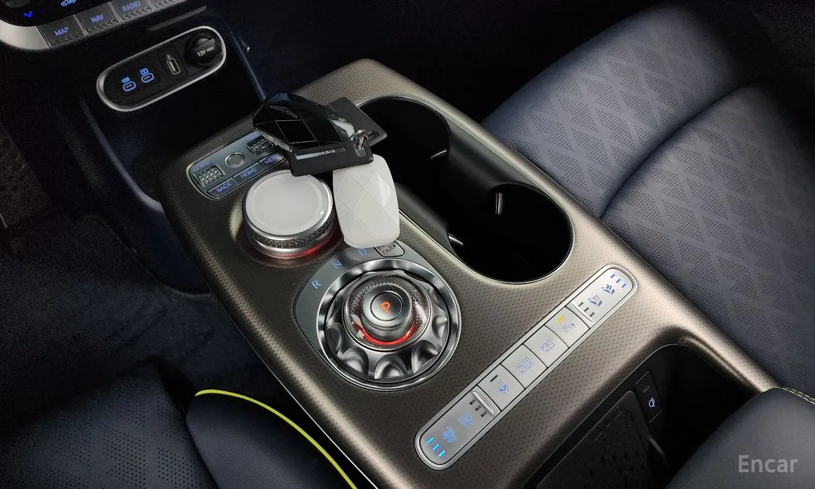 Фото 9 - Genesis GV60