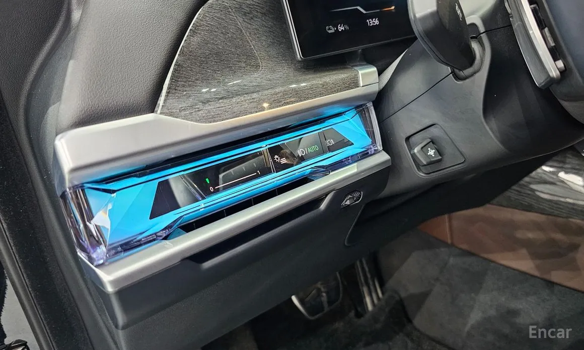 Фото 10 - BMW i7