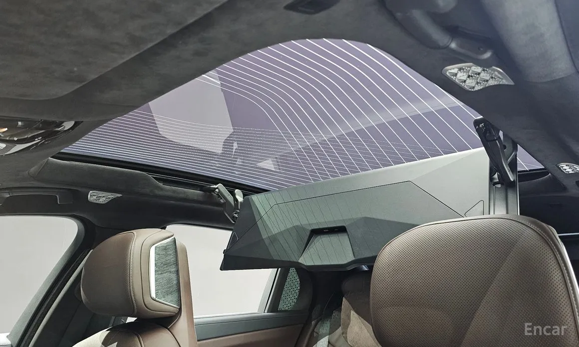 Фото 18 - BMW i7