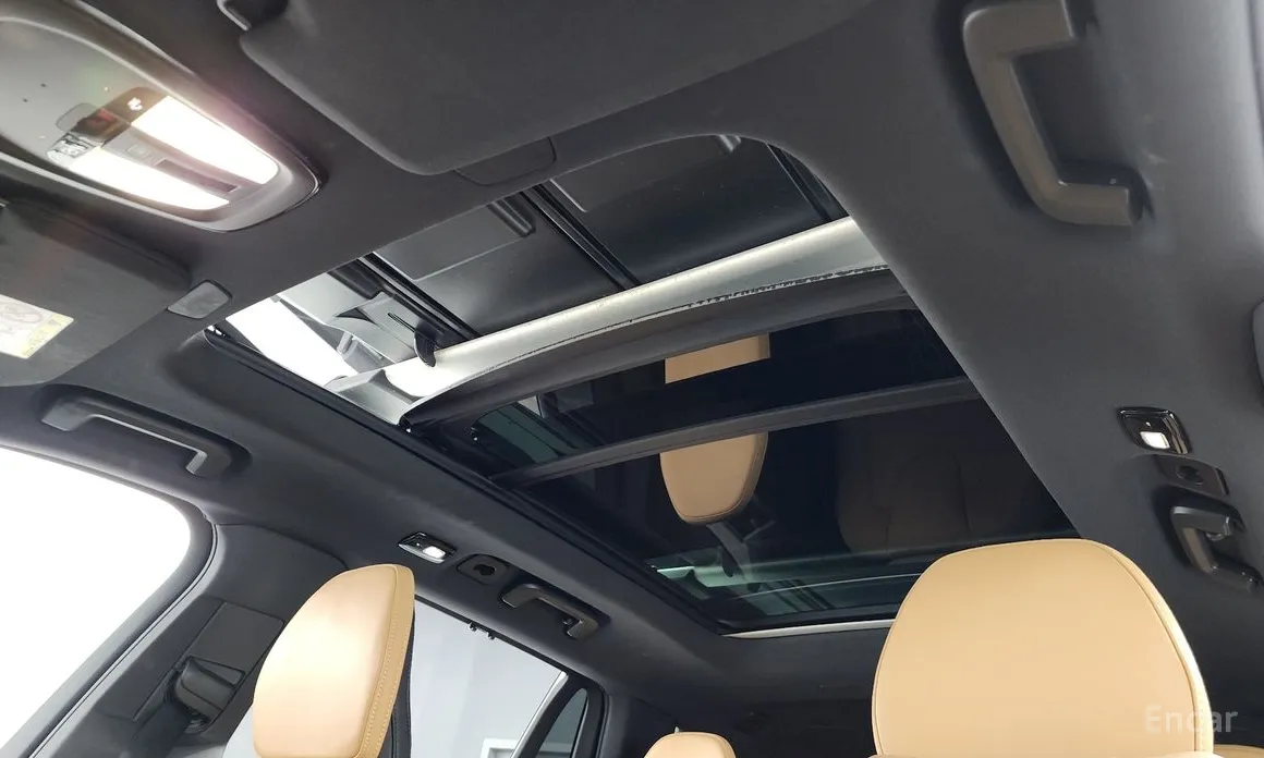 Фото 18 - Volvo XC90