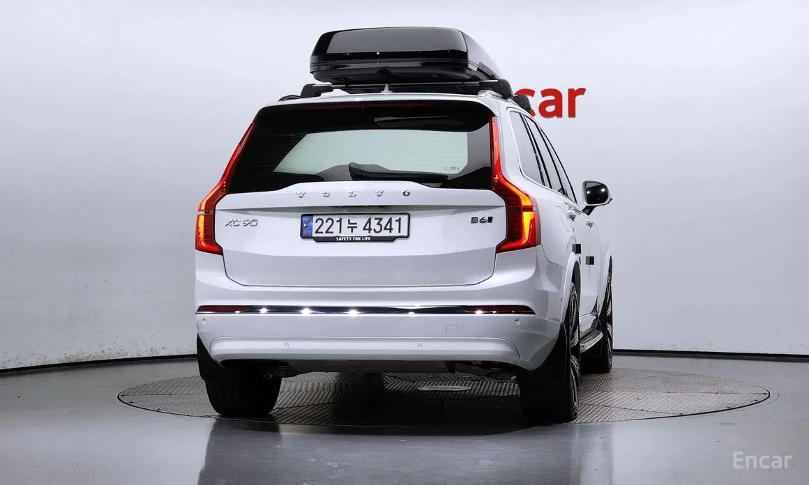 Фото 4 - Volvo XC90