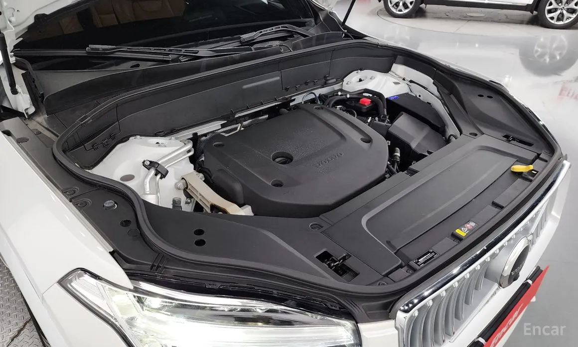 Фото 6 - Volvo XC90