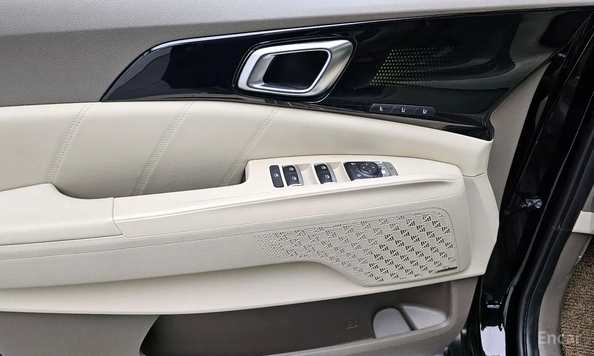 Фото 17 - Kia Carnival