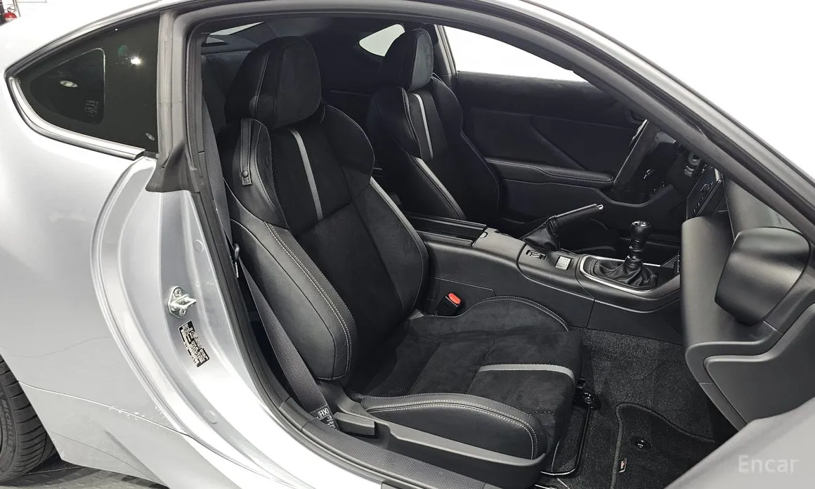 Фото 10 - Toyota 86