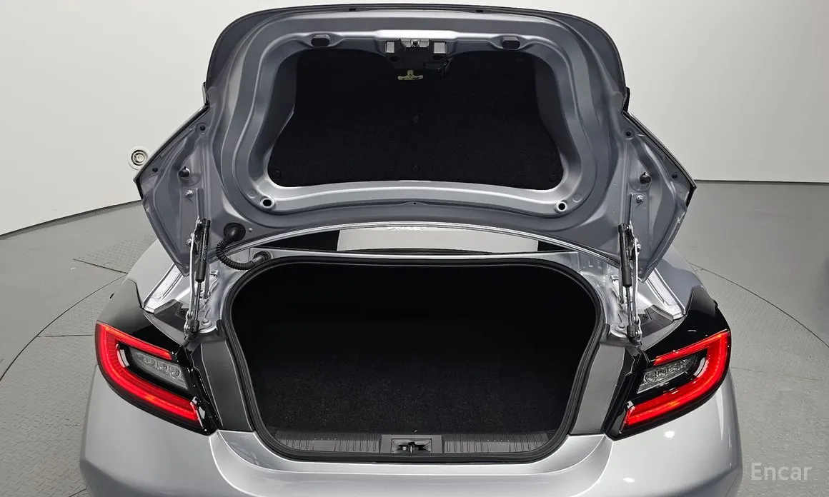 Фото 20 - Toyota 86