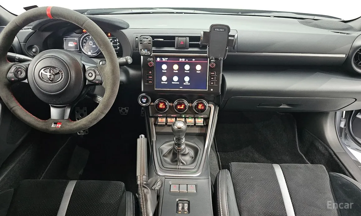 Фото 7 - Toyota 86